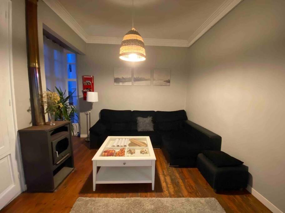 O Cerrulo Apartamento Centrico Pontedeume Kültér fotó